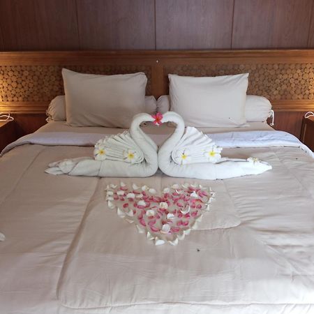 Coral Beach Seaside غيلي تراوانغان المظهر الخارجي الصورة