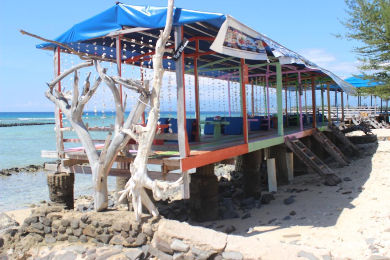 Coral Beach Seaside غيلي تراوانغان المظهر الخارجي الصورة